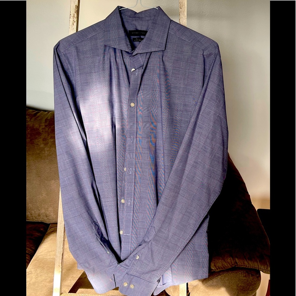 Men’s Tommy Hilfiger Dress Shirt